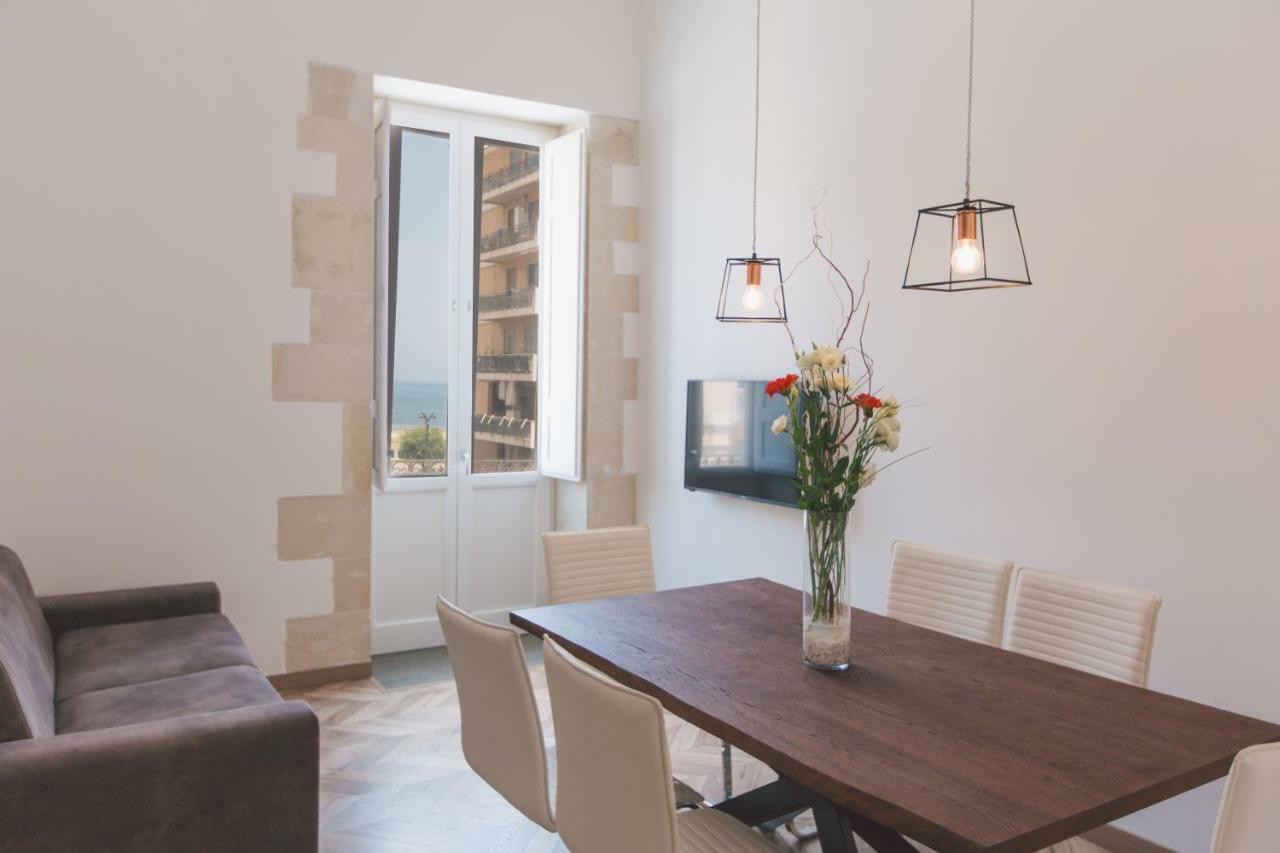 Suite Giaraca #Seaview #Bigterrace #Seaview Szirakúza Kültér fotó